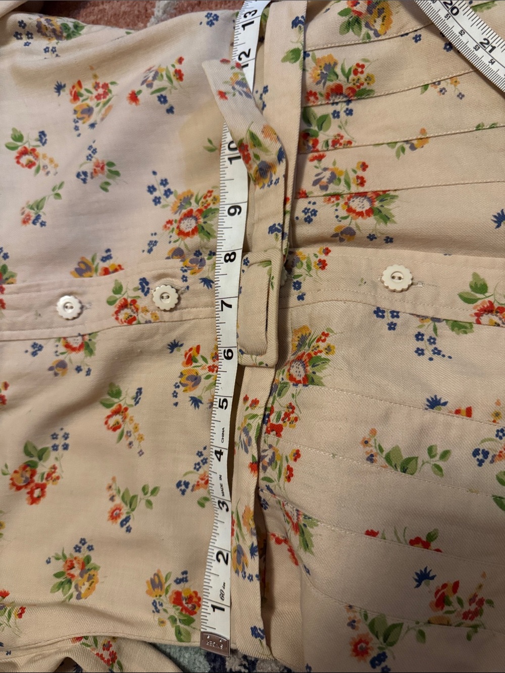1970’s Cacharel button down pleated floral dress - Picture 6 of 6